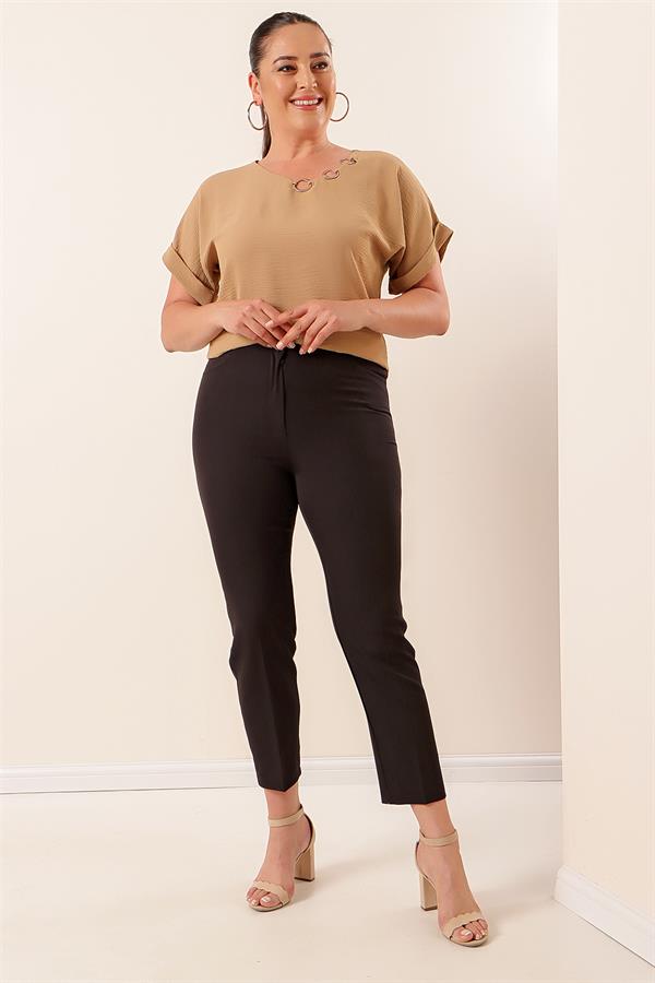 Pantalon grande taille en Lycra avec taille élastique et poches