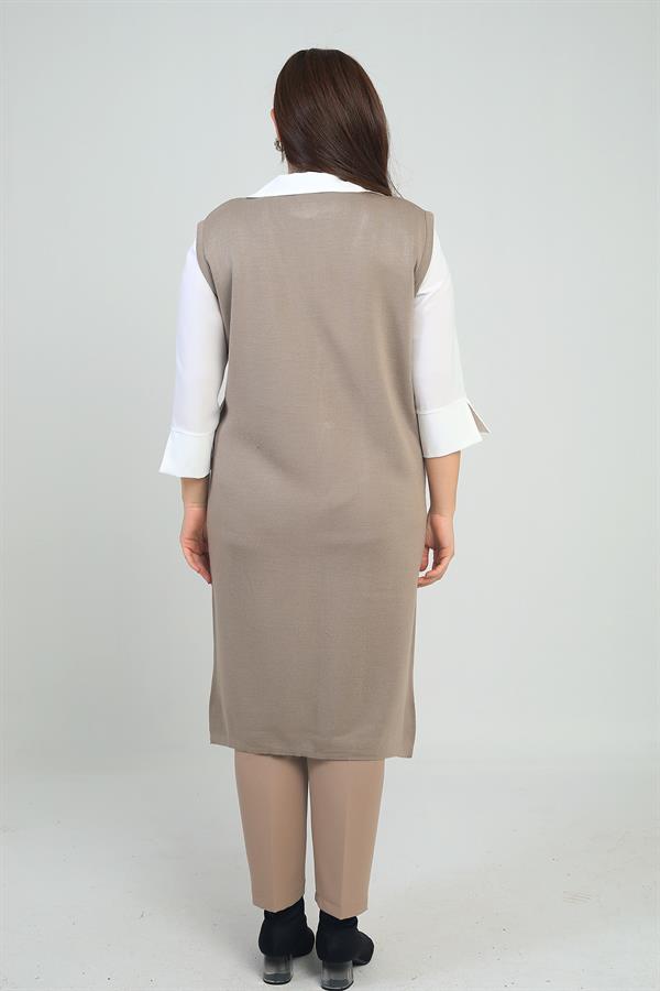 Gilet long en maille grande taille pour femme avec détails rayés sur les poches