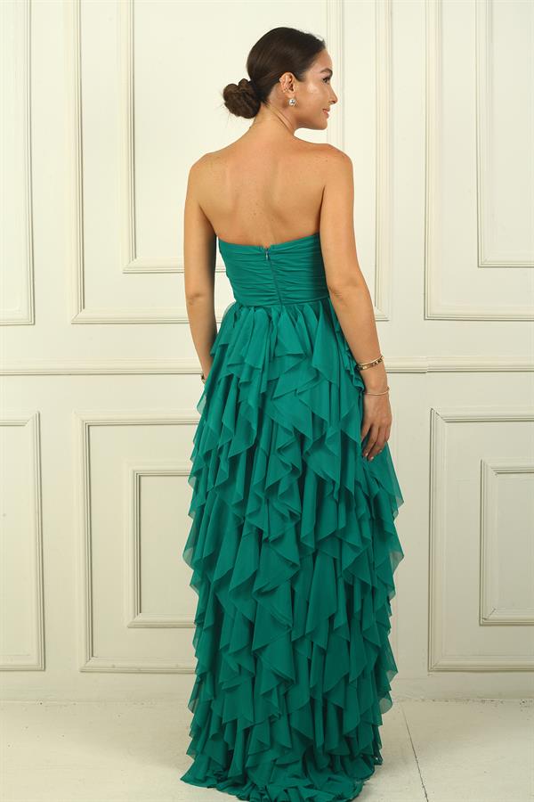 Straplez Önü Taş Detaylı Drapeli Astarlı Yanı Yırtmaçlı Volanlı Uzun Tül Elbise