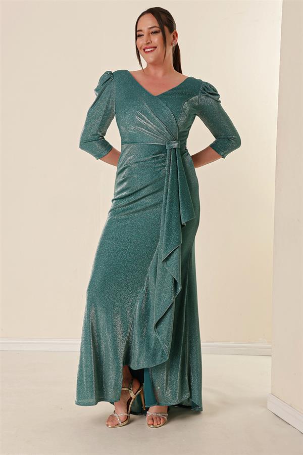 Robe grande taille à volants sur le devant, doublée et pailletée