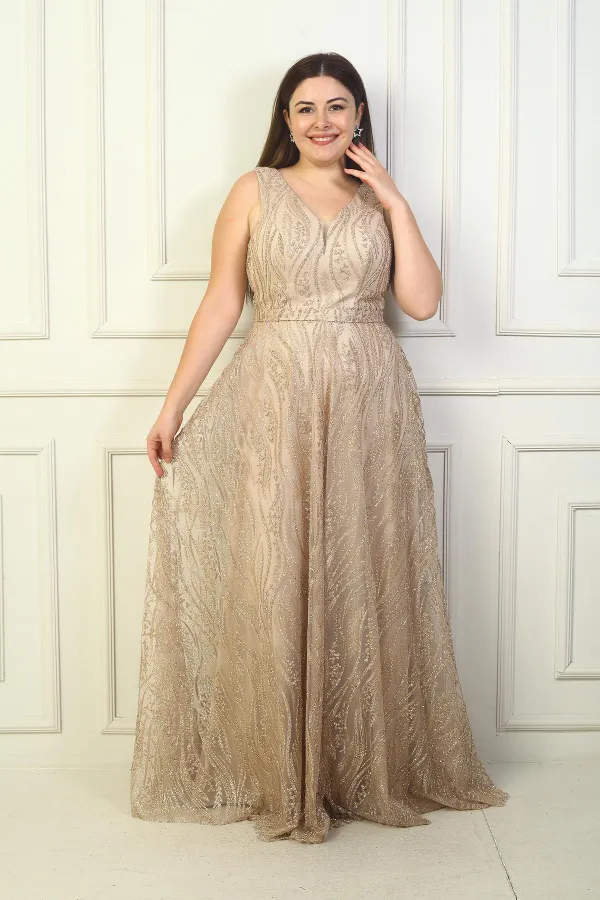 Robe de soirée longue grande taille pour femme, à bretelles larges, doublée et ornée de tulle.