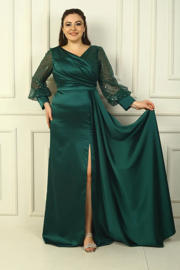 Göğsü Ve Yakası Boncuk İşlemeli Astarlı Büyük Beden Uzun Saten Abiye Elbise