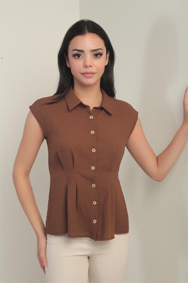Women's Sleeveless Shirt with Pleated Waist