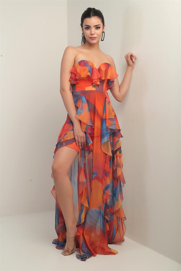 Kadın Straplez Astarlı Büyük Çiçekli Volanlı Şifon Uzun Elbise