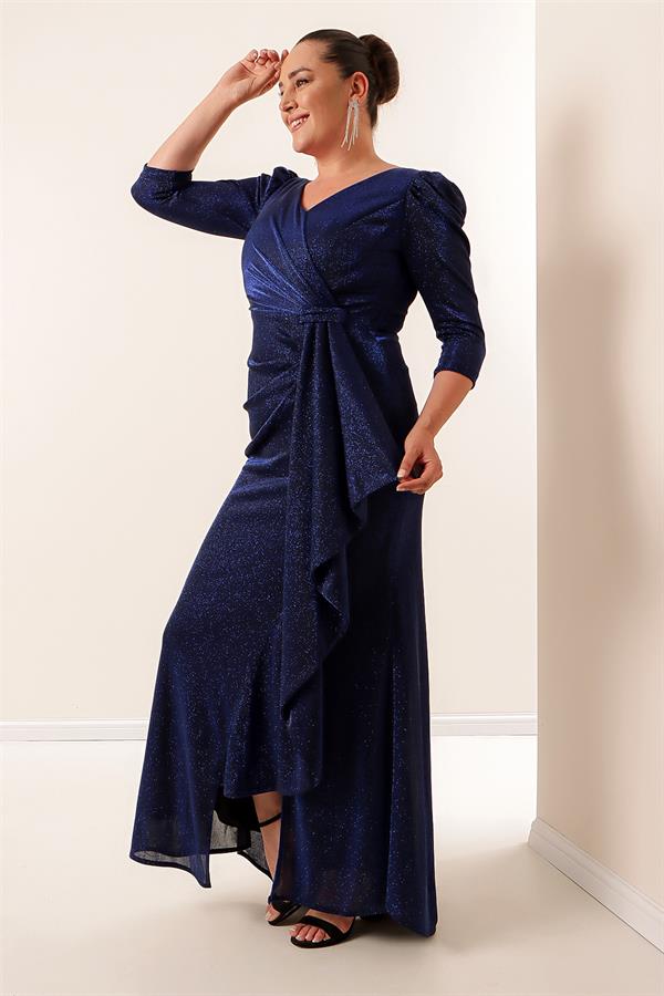 Robe grande taille à volants sur le devant, doublée et pailletée