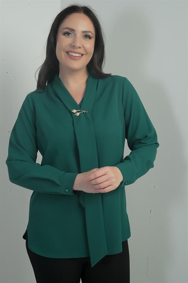 Chemisier grande taille en crêpe satin à col en V style foulard pour femme