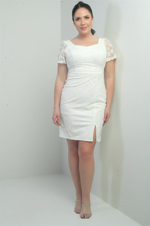 Kadın Beşgen Yaka Astarlı Önü Mini Yırtmaçlı Büyük Beden Simli Tül Elbise