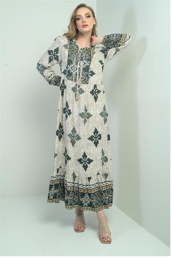 Robe longue hijab pour femme avec motif ethnique et décolleté