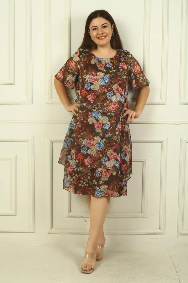 Kadın Yuvarlak Yaka Kısa Kollu Astarlı Çift Katlı Çiçekli Büyük Beden Şifon Elbise