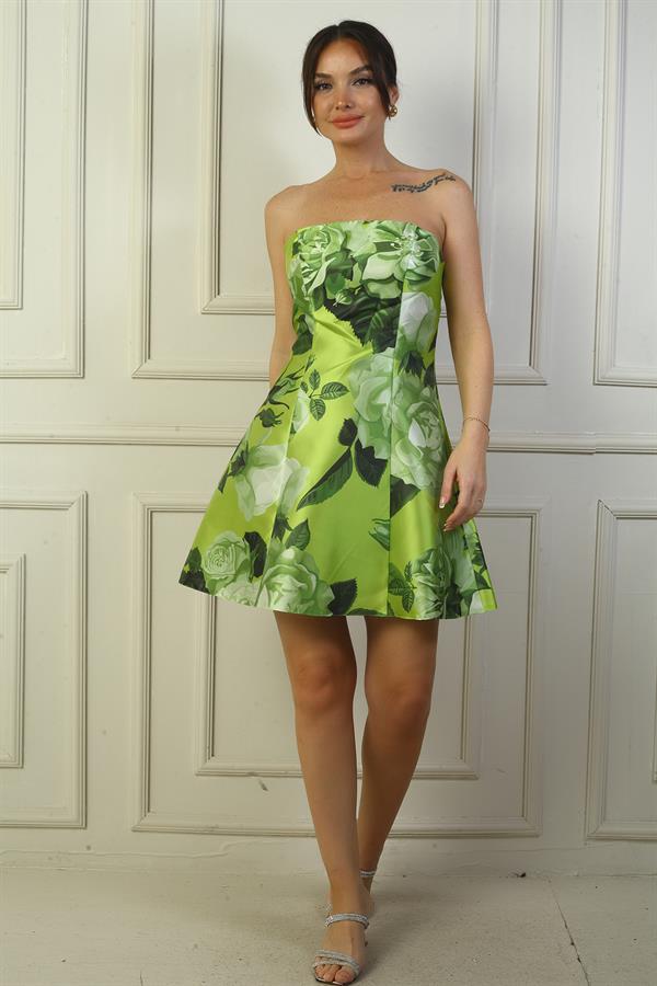 Robe courte à fleurs doublée sans bretelles pour femme