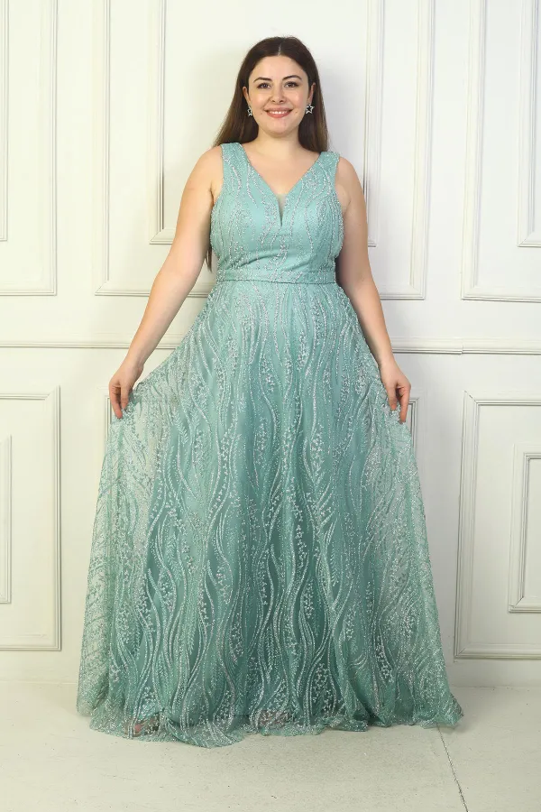 Robe de soirée longue grande taille pour femme, à bretelles larges, doublée et ornée de tulle.