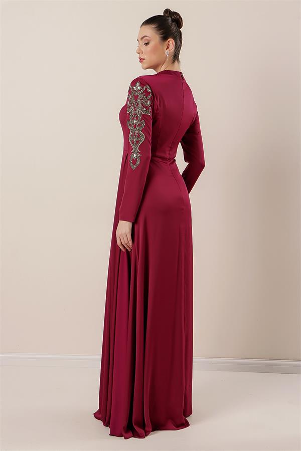 Taş İşlemeli Önü Büzgülü Astarlı Krep Saten Tesettür Elbise