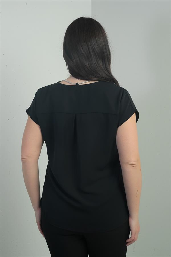 Chemisier grande taille en crêpe satin à col en V et collier