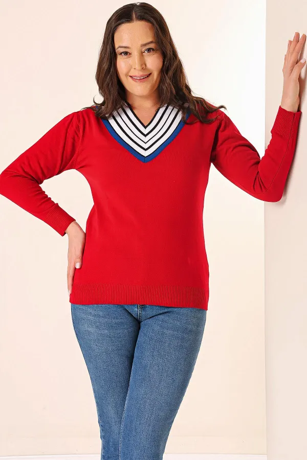 Şeritli V Yaka Büyük Beden Triko Kazak