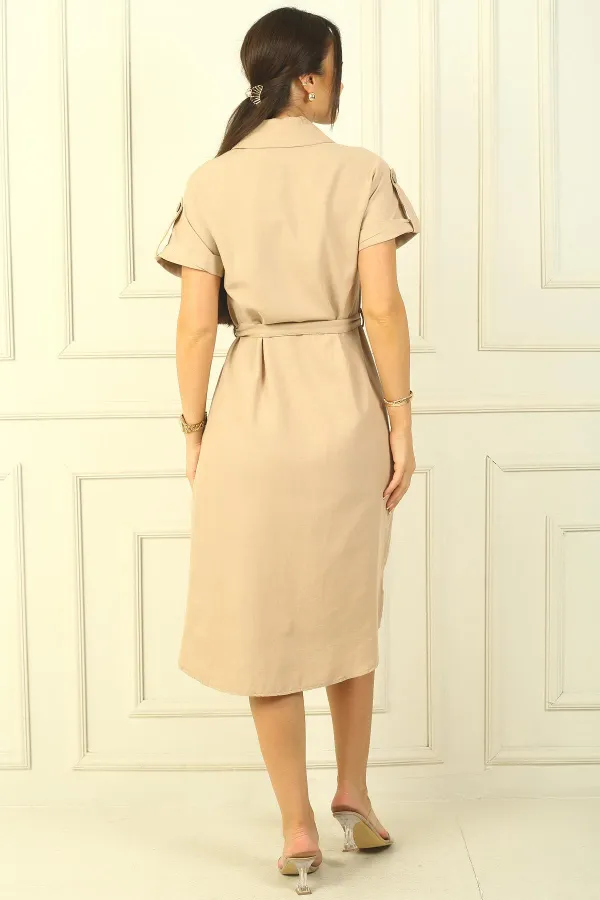 Double-pocket, button-front, belted linen-effect dress.