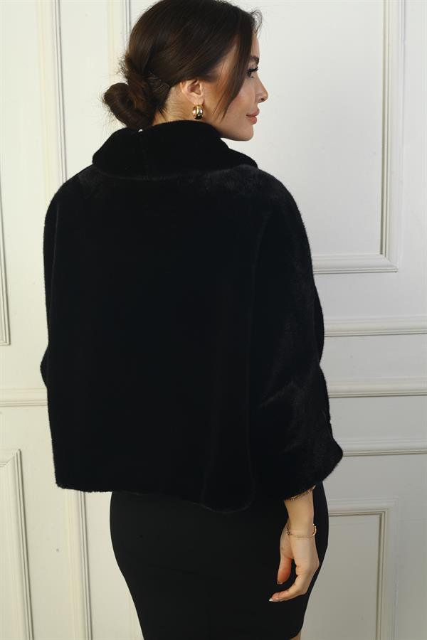 Veste en fourrure doublée pour femme avec boucle en pierre