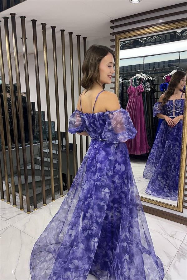 Robe longue en organza floral à fines bretelles et manches basses pour femme, doublée sur le devant, avec passepoil détaillé