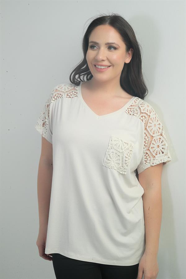 Women's Plus Size Blouse with Lace Detail on Shoulder and Pocket
