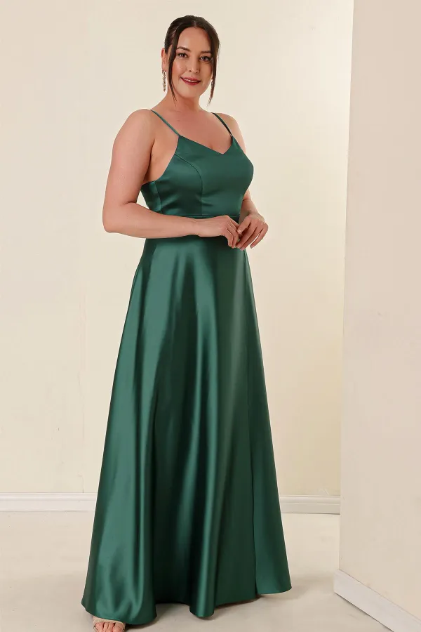 Robe longue en satin grande taille, sans bretelles, doublée et fendue sur le devant