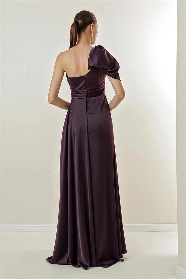 Tek Kollu Önü Drapeli Astarlı Saten Uzun Elbise