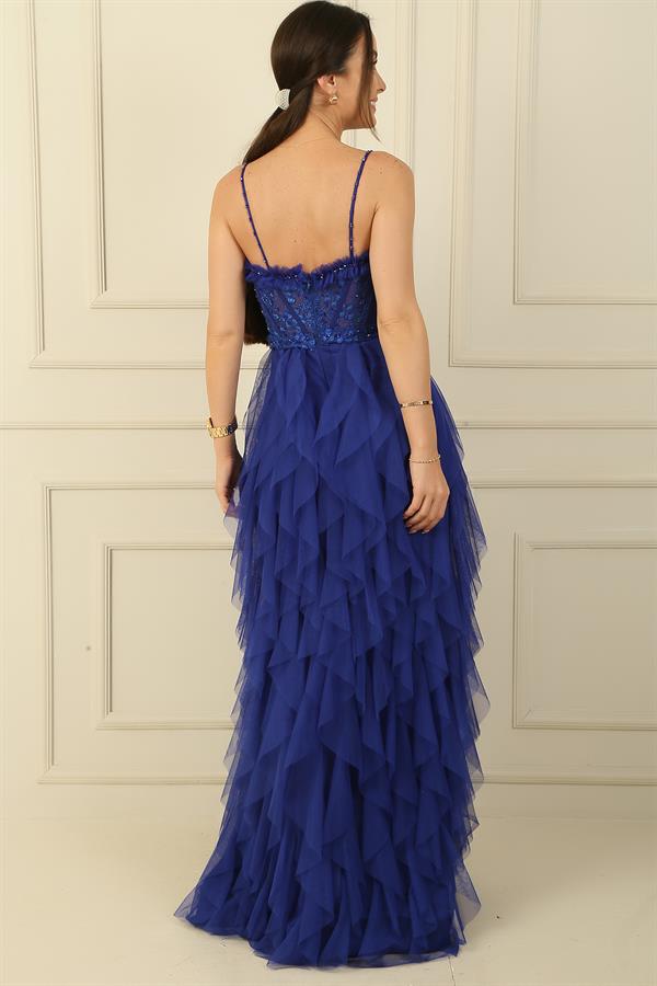 Robe bustier à bretelles perlées, doublure à franges et long tulle