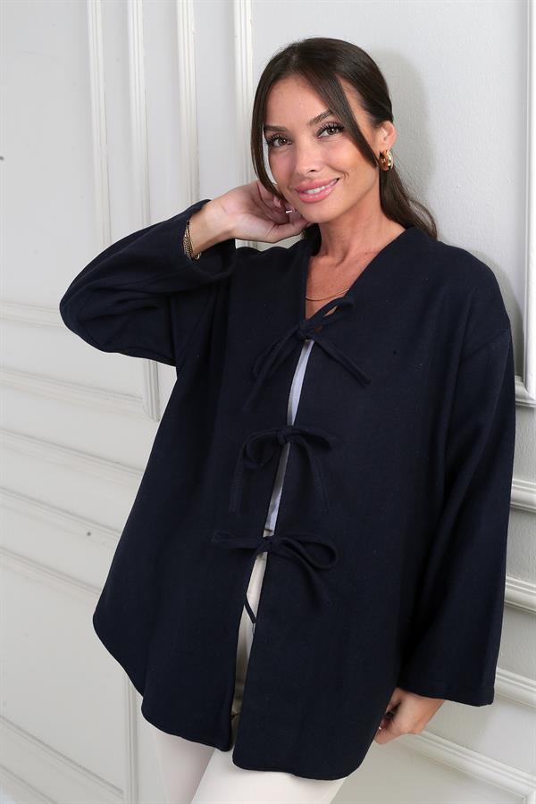 Gilet en cachemire 3 fils pour femme avec devant en dentelle