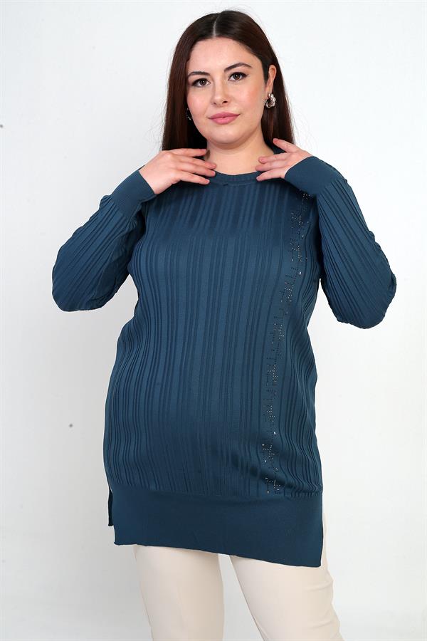Tunique grande taille pour femme avec détail de pierre sur le côté