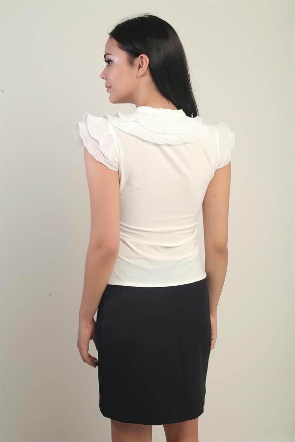 Women's V-Neck Ruffle Detail Lycra Blouse