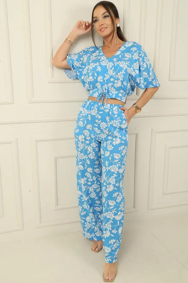 Front and Back V-Neck Crop Top, Elastic Waistband, Pocketed Palazzo Pants, Floral Pattern, 2-Piece Set