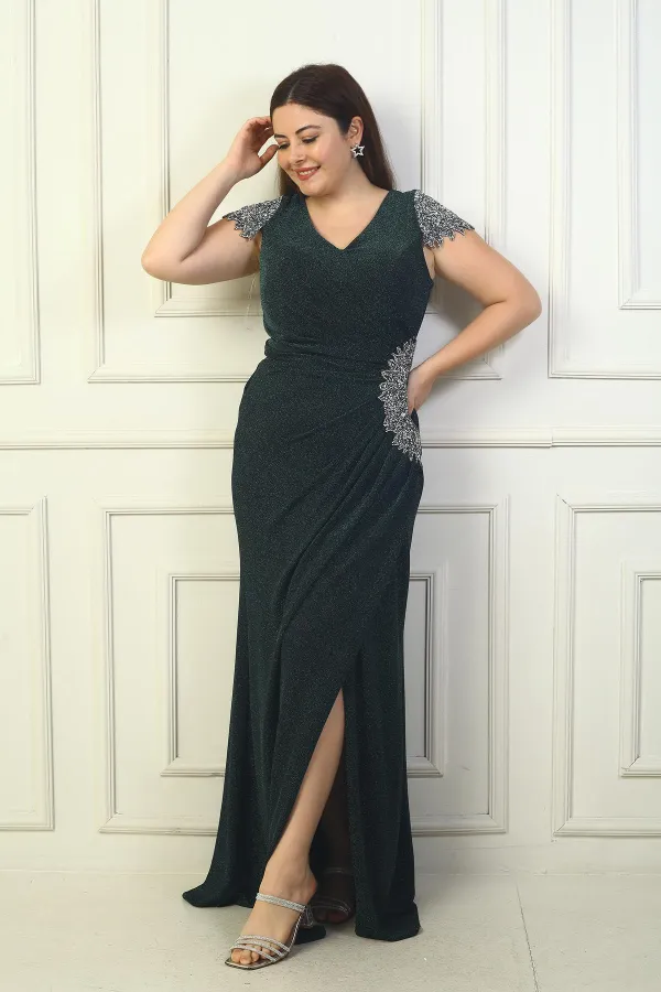 Robe longue en lycra pailleté grande taille avec col en V, manches et taille, détails en pierre, doublée et drapée