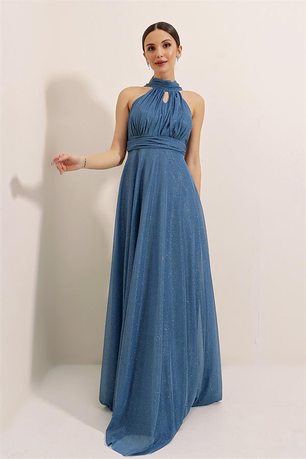 Robe longue doublée à paillettes et col halter