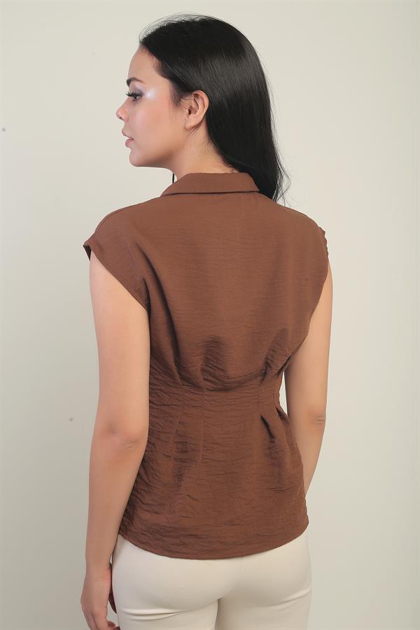Women's Sleeveless Shirt with Pleated Waist