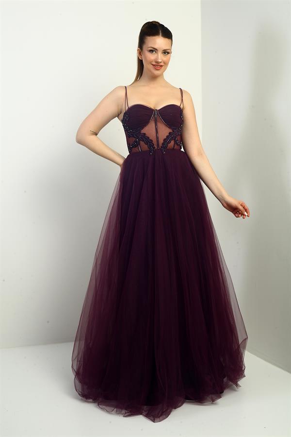 Robe longue princesse doublée à bretelles pour femme, avec buste plissé et ornements de perles