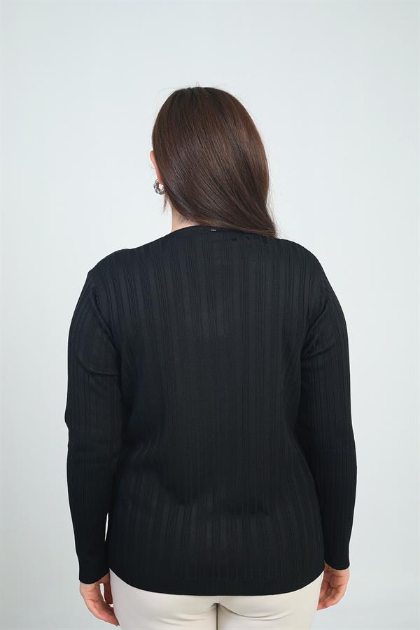 Chemisier grande taille à rayures et imprimé pierre sur le devant, col en V, en maille côtelée à fil froid.