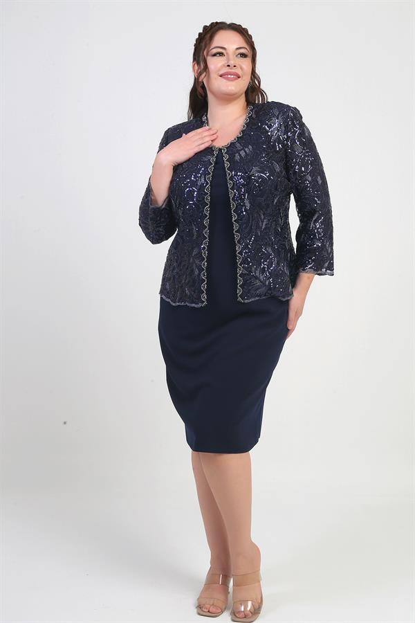 Ensemble 2 pièces pour femme, comprenant une veste en tulle ornée de sequins et de perles, une robe courte à manches demi-lune en crêpe doublée et un pantalon grande taille.