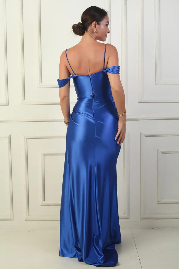 Kadın İp Askılı Düşük Kol Önü Drapeli Pencereli Astarlı Uzun Saten Elbise