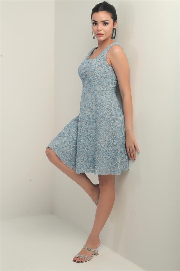 Robe courte à bretelles épaisses doublée et imprimée de paillettes floquées pour femme