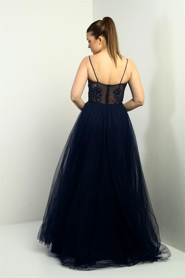 Robe longue princesse doublée à bretelles pour femme, avec buste plissé et ornements de perles