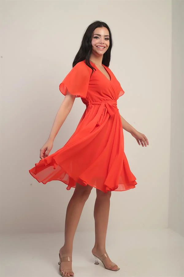 Robe en mousseline doublée à encolure cache-cœur et manches à volants pour femme
