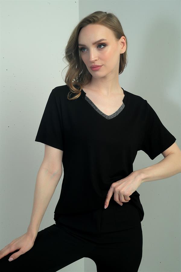 Women's Glittery V-Neck Short-Sleeve Blouse