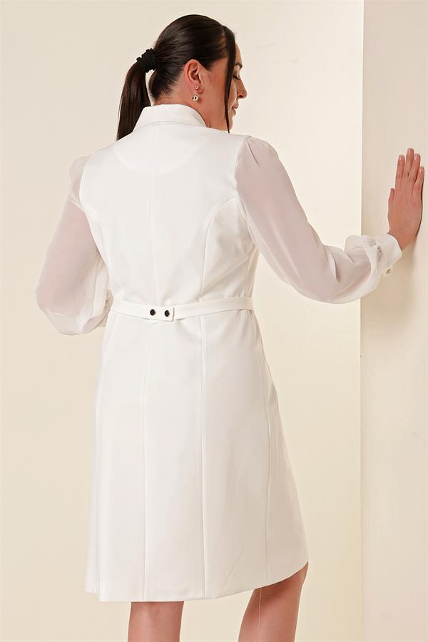 Önü Düğmeli Beli Kemerli Kolu Tül Büyük Beden Elbise