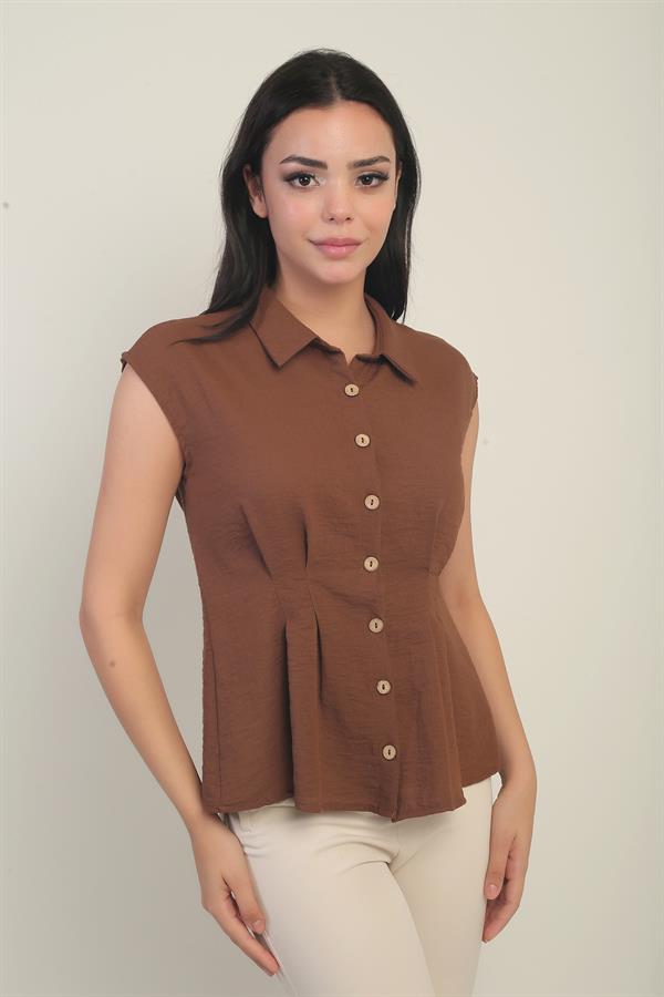 Women's Sleeveless Shirt with Pleated Waist