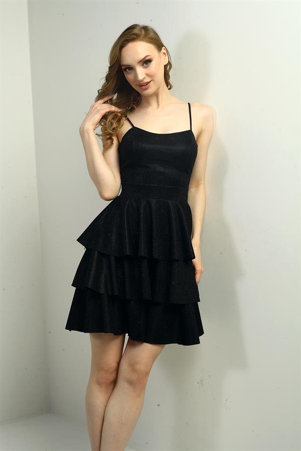 Robe courte à bretelles scintillantes et superposées pour femme