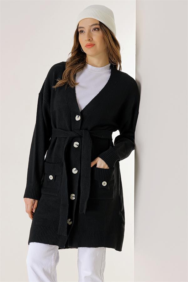 Arkası Nakışlı Beli Kuşaklı Cepli Uzun Hırka