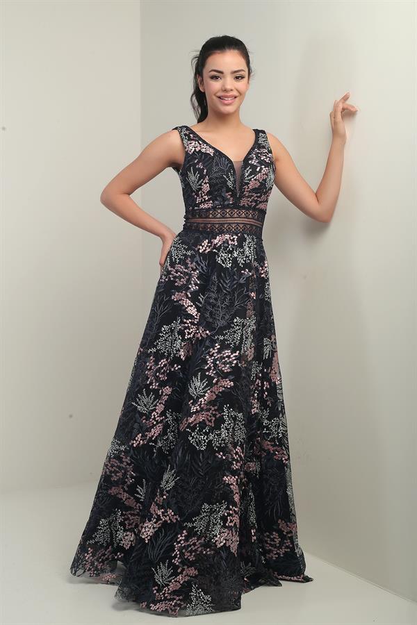 Robe longue évasée brodée pour femme, col en V, bretelles larges, décolleté taille haute.