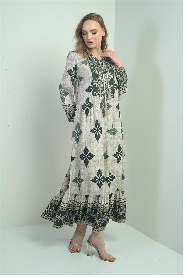 Robe longue hijab pour femme avec motif ethnique et décolleté