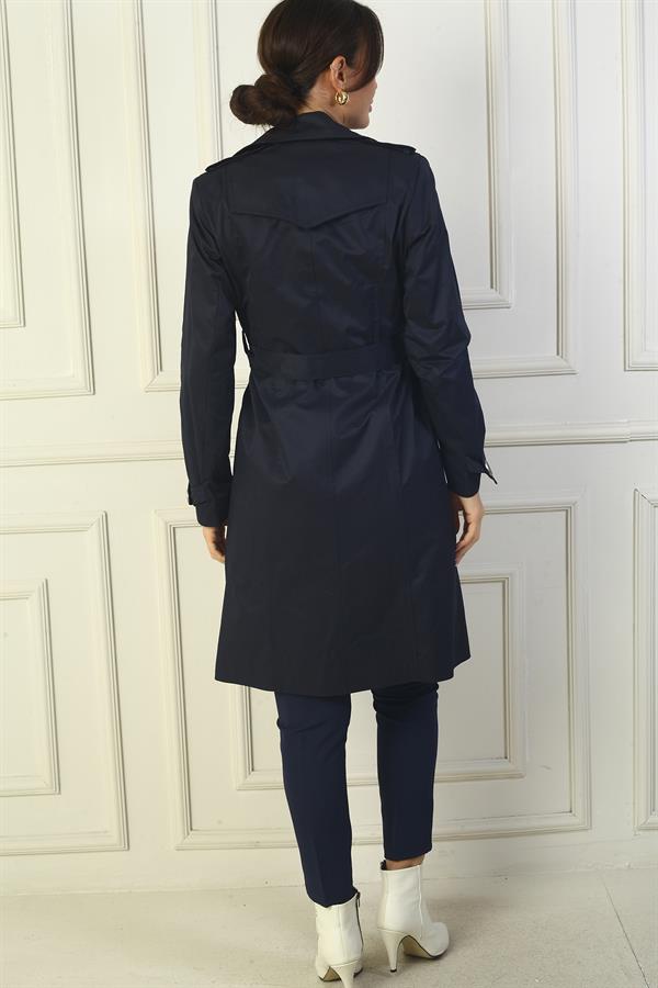 Manteau pour femme à boutons, ceinture et poches