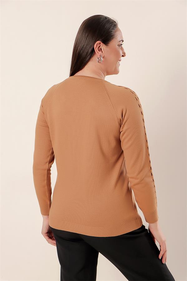 Kol Detaylı Büyük Beden Akrilik Kazak