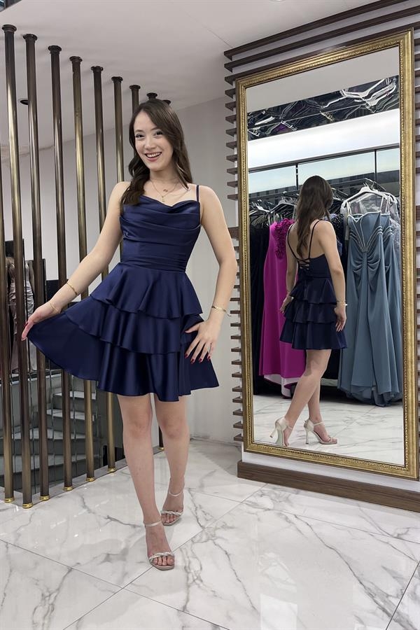 Kadın İp Askılı Arkadan Bağcıklı Eteği Kat Kat Saten Kısa Elbise