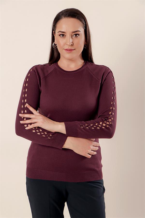 Pull en acrylique grande taille avec détails aux manches